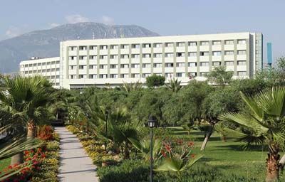 Сад отеля Dinler Hotels Alanya 5* (Динлер Отель Алания 5*) Фото отеля Dinler Hotels Alanya 5* (Динлер Отель Алания 5*)