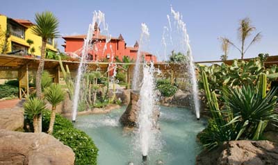 Фонтан в отеле Saphir Hotel 4* (Сапфир Отель 4*) Фото отеля Saphir Hotel 4* (Сапфир Отель 4*)