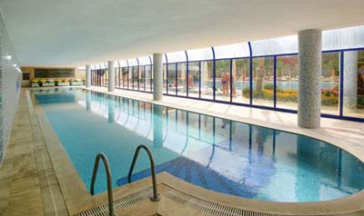 Крытый бассейн отеля Saphir Hotel 4* (Сапфир Отель 4*) Фото отеля Saphir Hotel 4* (Сапфир Отель 4*)