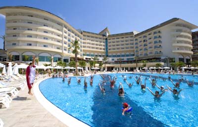 Бассейн отеля Saphir Resort & Spa 5* (Сапфир Резорт энд Спа 5*) Фото отеля Saphir Resort & Spa 5* (Сапфир Резорт энд Спа 5*)