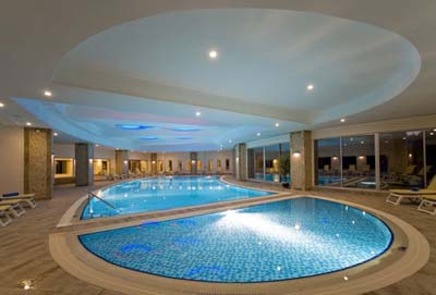 Крытый бассейн отеля Saphir Resort & Spa 5* (Сапфир Резорт энд Спа 5*) Фото отеля Saphir Resort & Spa 5* (Сапфир Резорт энд Спа 5*)