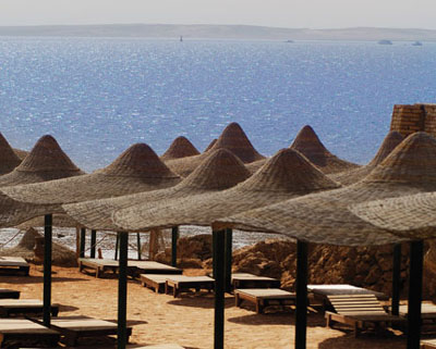 Пляж отеля Rehana Royal Beach Resort & Spa 5* (Рехана Роял Бич Резорт энд Спа 5*) Фото отеля Rehana Royal Beach Resort & Spa 5* (Рехана Роял Бич Резорт энд Спа 5*)