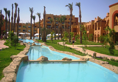Бассейн отеля Rehana Royal Beach Resort & Spa 5* (Рехана Роял Бич Резорт энд Спа 5*) Фото отеля Rehana Royal Beach Resort & Spa 5* (Рехана Роял Бич Резорт энд Спа 5*)