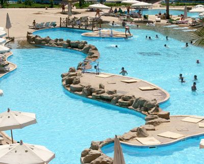 Бассейн отеля Rehana Royal Beach Resort & Spa 5* (Рехана Роял Бич Резорт энд Спа 5*) Фото отеля Rehana Royal Beach Resort & Spa 5* (Рехана Роял Бич Резорт энд Спа 5*)