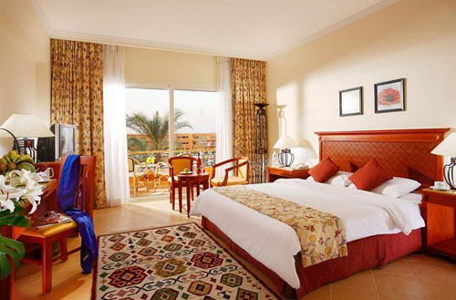 Номер Executive Suite отеля Amwaj Oyoun Hotel & Resort 5* (Амваж Оюн Отель энд Резорт 5*) Фото отеля Amwaj Oyoun Hotel & Resort 5* (Амваж Оюн Отель энд Резорт 5*)
