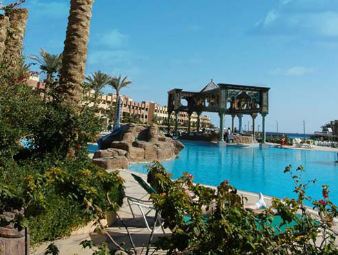 Бассейн отеля Sunny Days El Palacio Resort & Spa 4* (Санни Дейз Эль Паласио Резорт энд Спа 4*) Фото отеля Sunny Days El Palacio Resort & Spa 4* (Санни Дейз Эль Паласио Резорт энд Спа 4*)