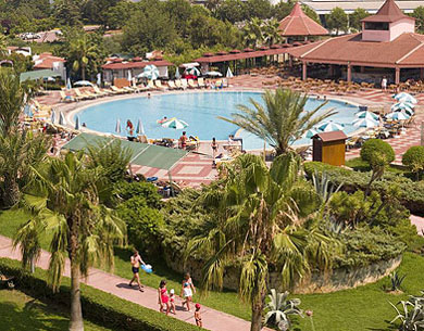 Бассейн отеля Club Hotel Turan Prince World 5* HV1 (Клуб Отель Туран Принц Ворлд 5* HV1) Фото отеля Club Hotel Turan Prince World 5* HV1 (Клуб Отель Туран Принц Ворлд 5* HV1)