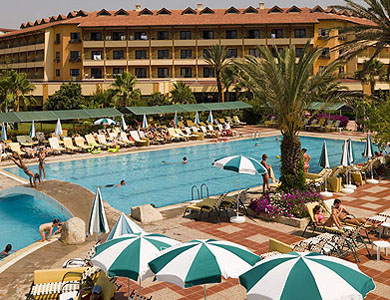 Бассейн отеля Club Hotel Turan Prince World 5* HV1 (Клуб Отель Туран Принц Ворлд 5* HV1) Фото отеля Club Hotel Turan Prince World 5* HV1 (Клуб Отель Туран Принц Ворлд 5* HV1)