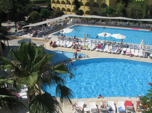 Бассейны отеля Armas Bella Sun 4* (Армас Белла Сан 4*) Фото отеля Armas Bella Sun 4* (Армас Белла Сан 4*)