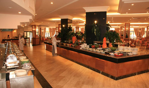 Основной ресторан отеля Adora Golf Resort Hotel 5* (Адора Гольф Резорт Отель 5*) Фото отеля Adora Golf Resort Hotel 5* (Адора Гольф Резорт Отель 5*)