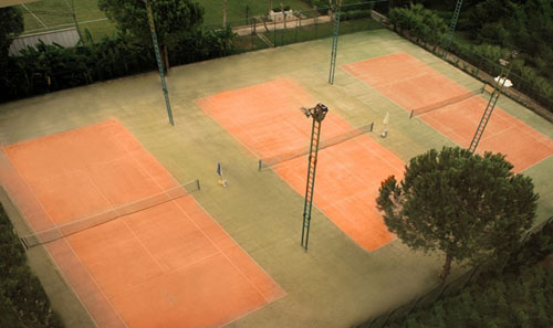 Теннисные корты отеля Adora Golf Resort Hotel 5* (Адора Гольф Резорт Отель 5*) Фото отеля Adora Golf Resort Hotel 5* (Адора Гольф Резорт Отель 5*)