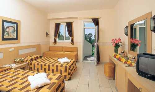 Номер Club Room отеля Adora Golf Resort Hotel 5* (Адора Гольф Резорт Отель 5*) Фото отеля Adora Golf Resort Hotel 5* (Адора Гольф Резорт Отель 5*)
