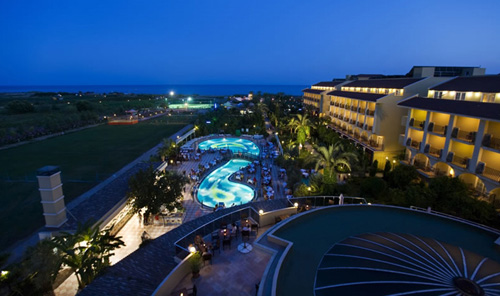 Ночная панорама отеля Belek Beach Resort Hotel 5* (Белек Бич Резорт Отель 5*) Фото отеля Belek Beach Resort Hotel 5* (Белек Бич Резорт Отель 5*)