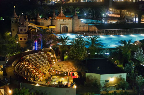 Ночная панорама отеля Belek Beach Resort Hotel 5* (Белек Бич Резорт Отель 5*) Фото отеля Belek Beach Resort Hotel 5* (Белек Бич Резорт Отель 5*)