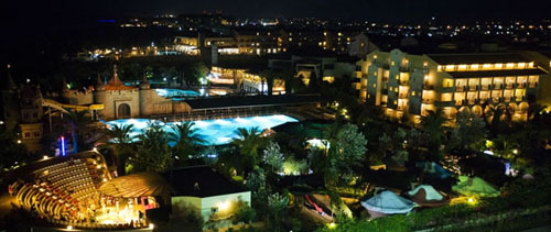 Ночная панорама отеля Belek Beach Resort Hotel 5* (Белек Бич Резорт Отель 5*) Фото отеля Belek Beach Resort Hotel 5* (Белек Бич Резорт Отель 5*)