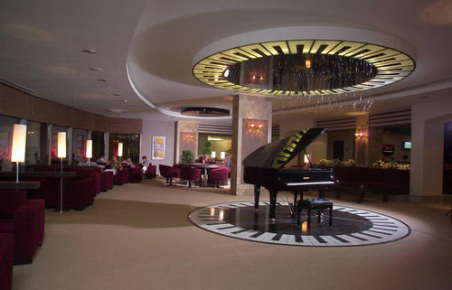 Лобби отеля Lucida Beach Hotel 5* (Люсида Бич Отель 5*) Фото отеля Lucida Beach Hotel 5* (Люсида Бич Отель 5*)