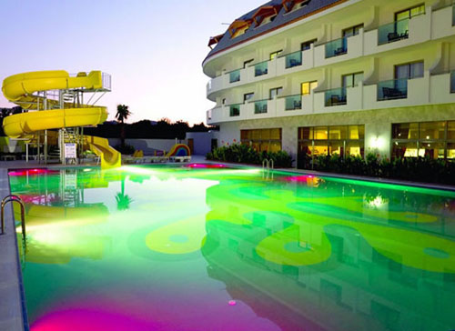 Бассейн отеля Ganita Kemer Resort 5* (Ганита Кемер Резорт 5*) Фото отеля Ganita Kemer Resort 5* (Ганита Кемер Резорт 5*)