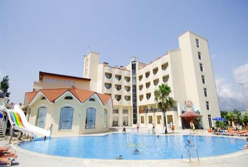 Бассейн отеля Larissa Inn Hotel 4* (Лариса Инн Отель 4*) Фото отеля Larissa Inn Hotel 4* (Лариса Инн Отель 4*)
