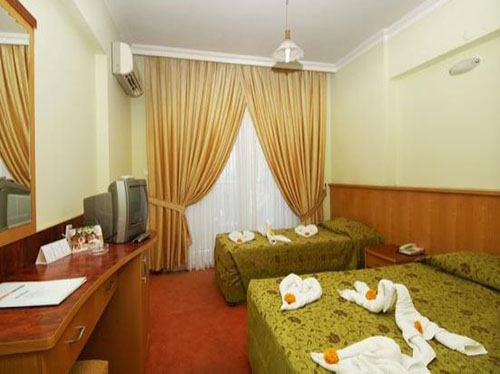 Номер отеля Larissa Inn Hotel 4* (Лариса Инн Отель 4*) Фото отеля Larissa Inn Hotel 4* (Лариса Инн Отель 4*)