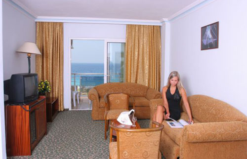 Номер отеля Xeno Hotels Sonas Alpina 4* (Ксено Хотелс Сонас Альпина 4*) Фото отеля Xeno Hotels Sonas Alpina 4* (Ксено Хотелс Сонас Альпина 4*)