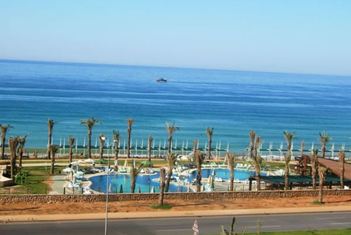 Пляж отеля Long Beach Resort Hotel & Spa 5* (Лонг Бич Резорт Отель энд Спа 5*) Фото отеля Long Beach Resort Hotel & Spa 5* (Лонг Бич Резорт Отель энд Спа 5*)