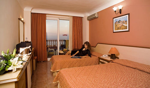 Номер отеля Arabella World Hotel 4* (Арабелла Ворлд Отель 4*) Фото отеля Arabella World Hotel 4* (Арабелла Ворлд Отель 4*)