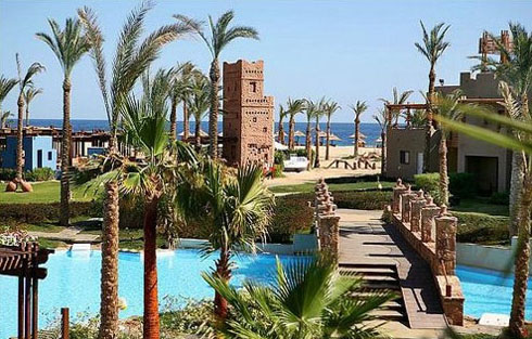 Сад отеля Port Ghalib Resort 5* (Порт Галиб Резорт 5*) Фото отеля Port Ghalib Resort 5* (Порт Галиб Резорт 5*)
