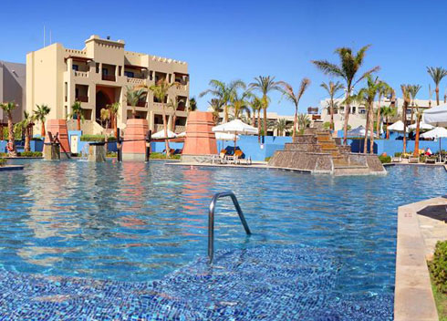 Бассейн отеля Port Ghalib Resort 5* (Порт Галиб Резорт 5*) Фото отеля Port Ghalib Resort 5* (Порт Галиб Резорт 5*)