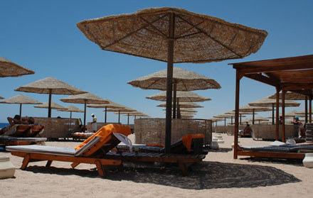 Пляж отеля Makadi Palace 5* (Макади Палас 5*) Фото отеля Makadi Palace 5* (Макади Палас 5*)