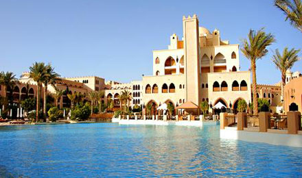 Бассейн отеля Makadi Palace 5* (Макади Палас 5*) Фото отеля Makadi Palace 5* (Макади Палас 5*)
