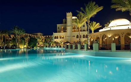 Бассейн отеля Makadi Palace 5* (Макади Палас 5*) Фото отеля Makadi Palace 5* (Макади Палас 5*)