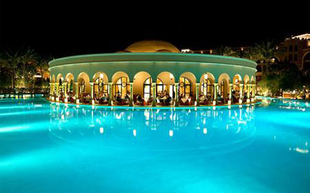Бассейн отеля Makadi Palace 5* (Макади Палас 5*) Фото отеля Makadi Palace 5* (Макади Палас 5*)