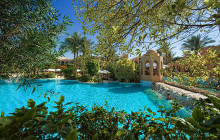 Бассейн отеля Makadi Palace 5* (Макади Палас 5*) Фото отеля Makadi Palace 5* (Макади Палас 5*)