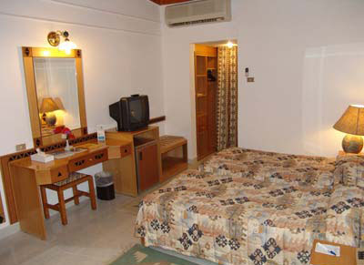 Номер отеля Helnan Nuweiba Bay Resort 4* (Хелнан Нувейба Бей Резорт 4*) Фото отеля Helnan Nuweiba Bay Resort 4* (Хелнан Нувейба Бей Резорт 4*)