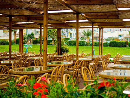 Ресторан отеля Montillon Grand Horizon Beach Resort 4* (Монтилон Гранд Горизонт Бич Резорт 4*) Фото отеля Montillon Grand Horizon Beach Resort 4* (Монтилон Гранд Горизонт Бич Резорт 4*)