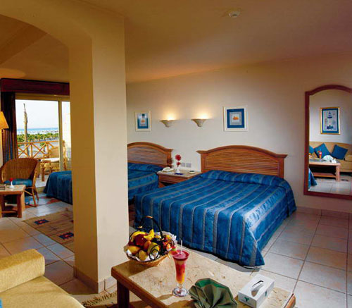 Номер отеля Coral Beach Resort Hurghada 4* (Корал Бич Резорт Хургада 4*) Фото отеля Coral Beach Resort Hurghada 4* (Корал Бич Резорт Хургада 4*)