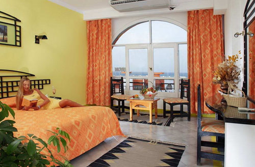 Номер отеля Sunny Days Mirette Family Apartments 3* (Санни Дейз Миретте Фэмили Апартментс 3*) Фото отеля Sunny Days Mirette Family Apartments 3* (Санни Дейз Миретте Фэмили Апартментс 3*)