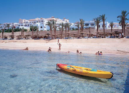 Пляж отеля Continental Plaza Beach Resort 5* (Континенталь Плаза Бич Резорт 5*) Фото отеля Continental Plaza Beach Resort 5* (Континенталь Плаза Бич Резорт 5*)