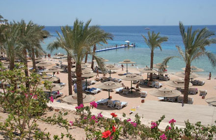 Пляж отеля Continental Plaza Beach Resort 5* (Континенталь Плаза Бич Резорт 5*) Фото отеля Continental Plaza Beach Resort 5* (Континенталь Плаза Бич Резорт 5*)
