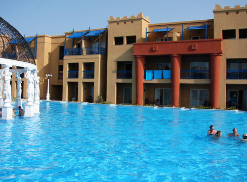 Бассейн отеля Titanic Palace Resort & Spa 5* (Титаник Палас Резорт энд Спа 5*) Фото отеля Titanic Palace Resort & Spa 5* (Титаник Палас Резорт энд Спа 5*)