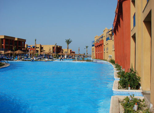 Бассейн отеля Titanic Palace Resort & Spa 5* (Титаник Палас Резорт энд Спа 5*) Фото отеля Titanic Palace Resort & Spa 5* (Титаник Палас Резорт энд Спа 5*)