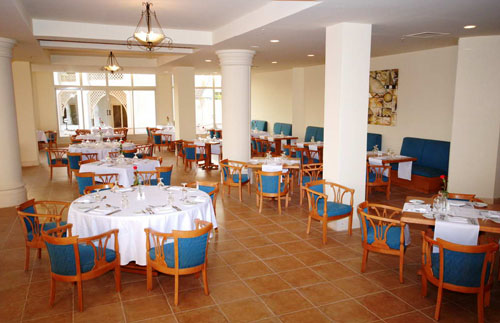Ресторан отеля Old Palace Resort Sahl Hasheesh 5* (Олд Палас Резорт Саль Хашиш 5*) Фото отеля Old Palace Resort Sahl Hasheesh 5* (Олд Палас Резорт Саль Хашиш 5*)