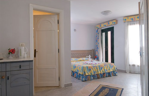 Номер отеля Magawish Village & Resort 4* (Магавиш Виладж Резорт 4*) Фото отеля Magawish Village & Resort 4* (Магавиш Виладж Резорт 4*)
