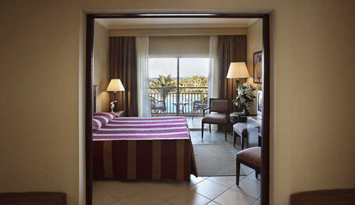 Номер Family Room отеля Jaz Mirabel Beach 5* (Джаз Мирабель Бич 5*) Фото отеля Jaz Mirabel Beach 5* (Джаз Мирабель Бич 5*)