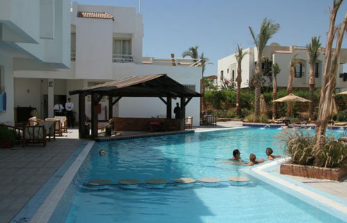 Бассейн отеля Viking Club 4* (Викинг Клуб 4*) Фото отеля Viking Club 4* (Викинг Клуб 4*)
