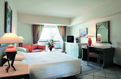 Номер отеля Hilton Sharm Waterfalls Resort 5* (Хилтон Шарм Вотерфолс Резорт 5*) Фото отеля Hilton Sharm Waterfalls Resort 5* (Хилтон Шарм Вотерфолс Резорт 5*)