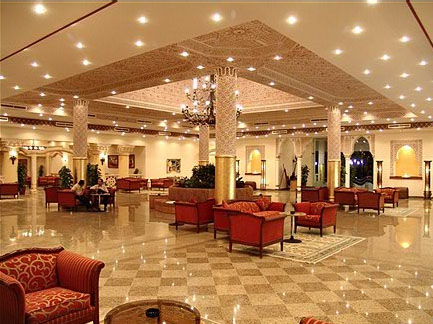 Лобби отеля Dana Beach Resort 5* (Дана Бич Резорт 5*) Фото отеля Dana Beach Resort 5* (Дана Бич Резорт 5*)