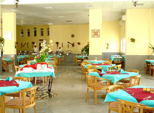 Ресторан отеля Pharaoh Club Hotel 3* (Фараон Клуб Отель 3*) Фото отеля Pharaoh Club Hotel 3* (Фараон Клуб Отель 3*)