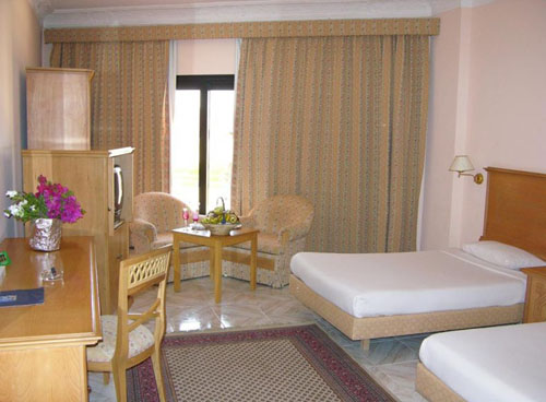 Номер отеля Golden Five Al Mas Palace 5* (Голден Файв Ал Мас Палас 5*) Фото отеля Golden Five Al Mas Palace 5* (Голден Файв Ал Мас Палас 5*)