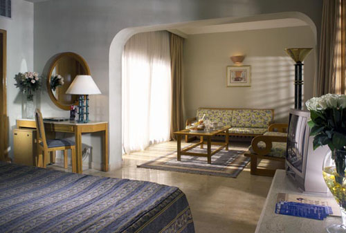 Номер отеля Continental Hotel Hurghada 5* (Континенталь Отель Хургада 5*) Фото отеля Continental Hotel Hurghada 5* (Континенталь Отель Хургада 5*)